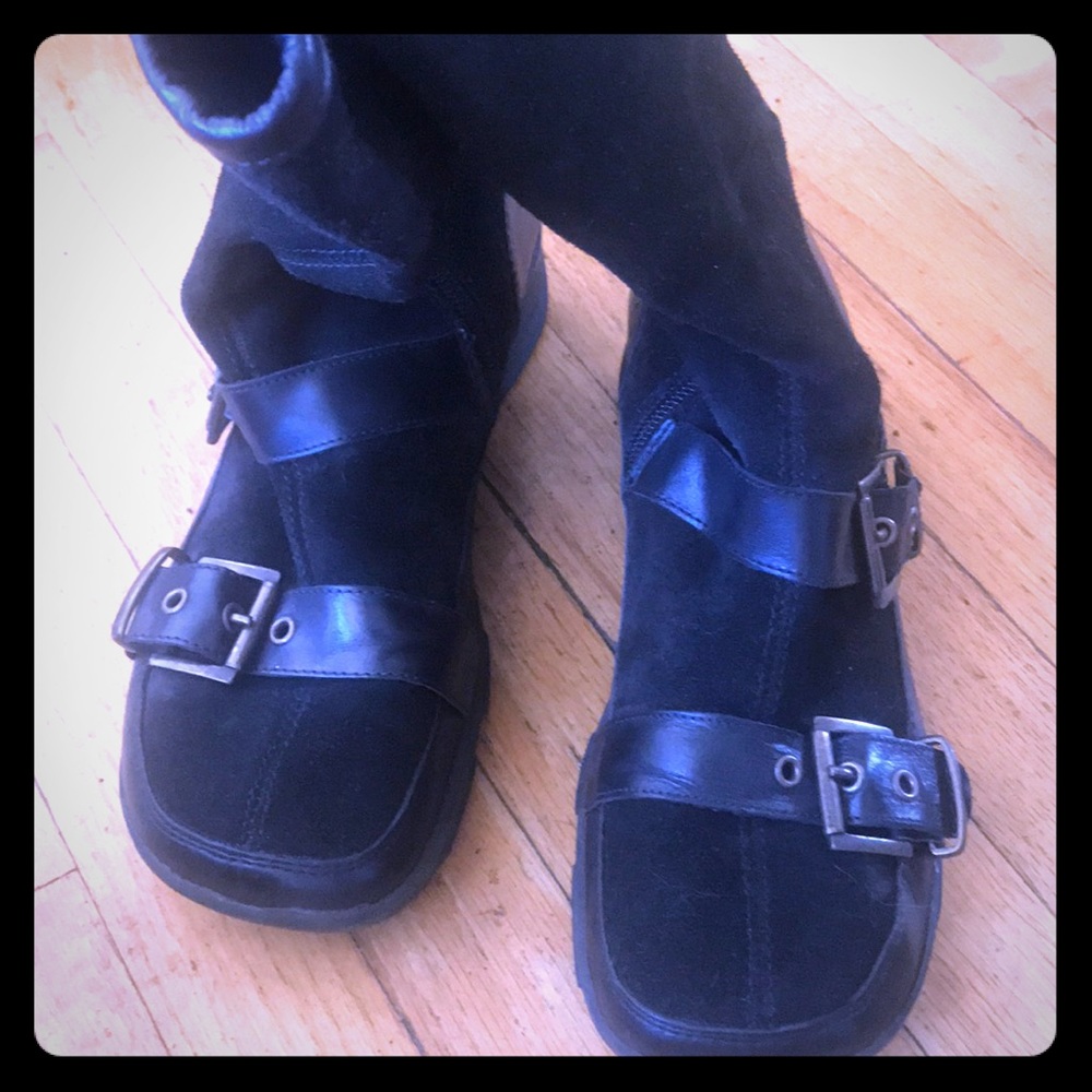 Mod Dep Black suede boots, size 38